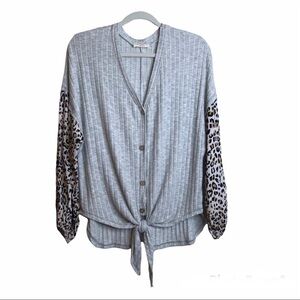 Hummingbird Womens Size S Button Front Top Tie Hemline Cheetah Print Puff Sleeve